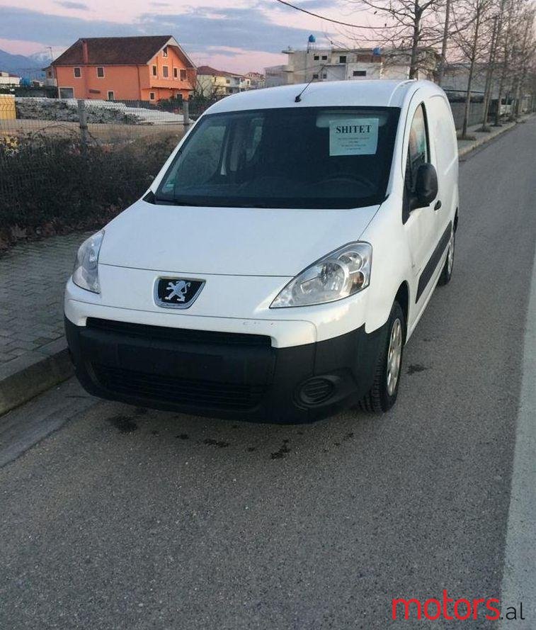 2008' Peugeot Partner photo #1