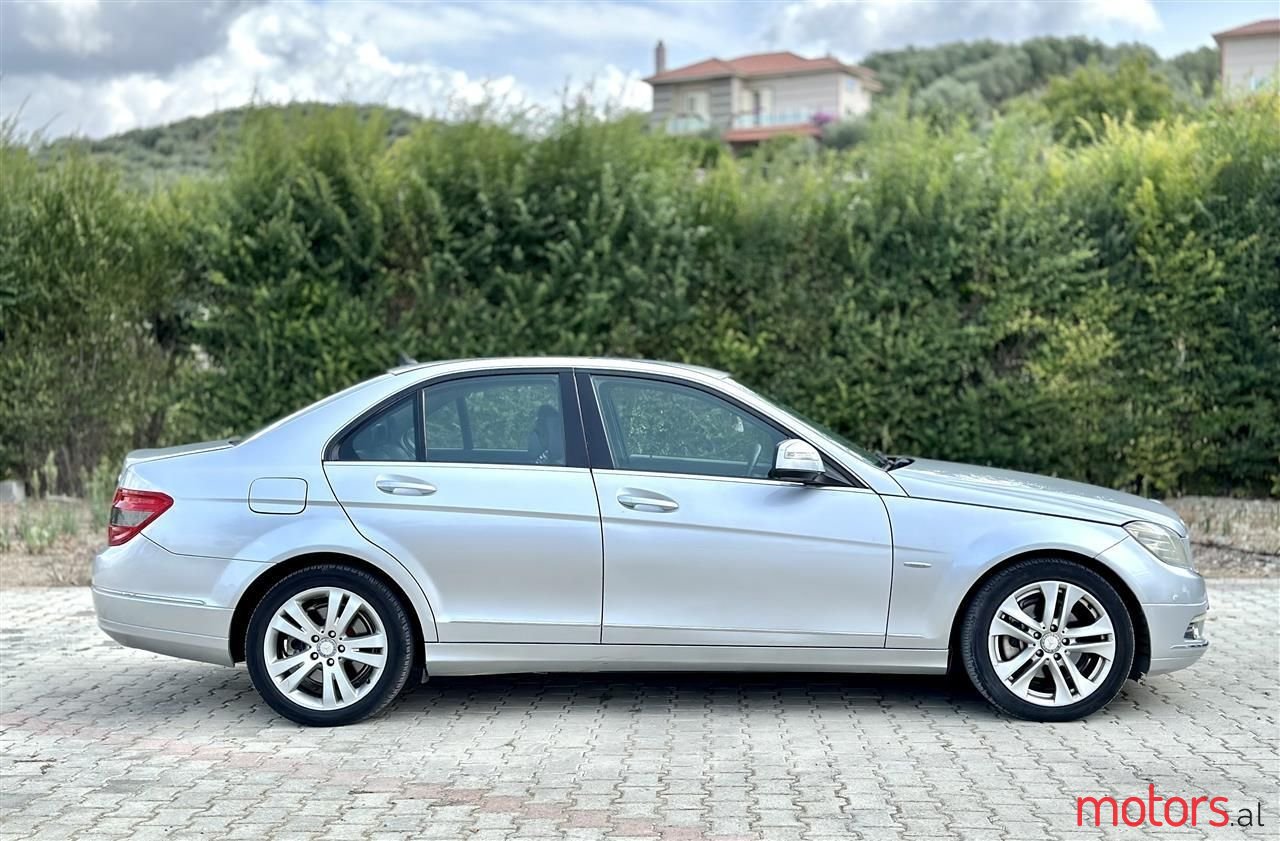 2009' Mercedes-Benz C 220 photo #5