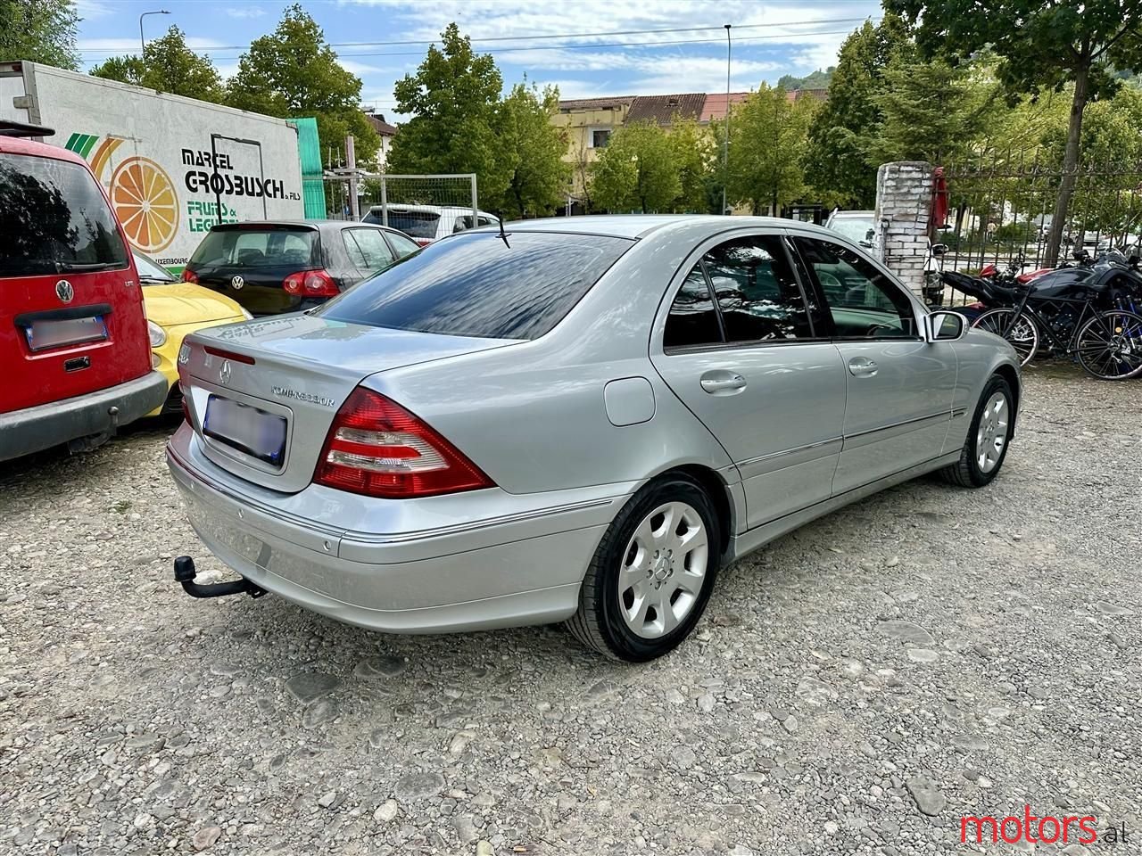 2004' Mercedes-Benz C 180 photo #3