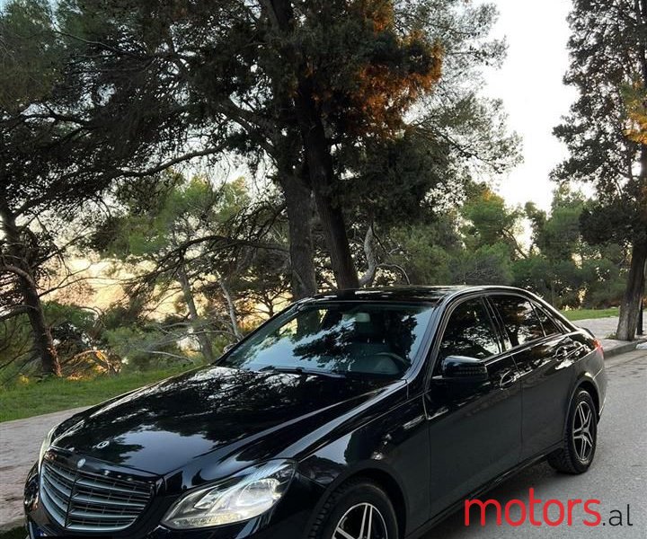 2015' Mercedes-Benz E 200 photo #6