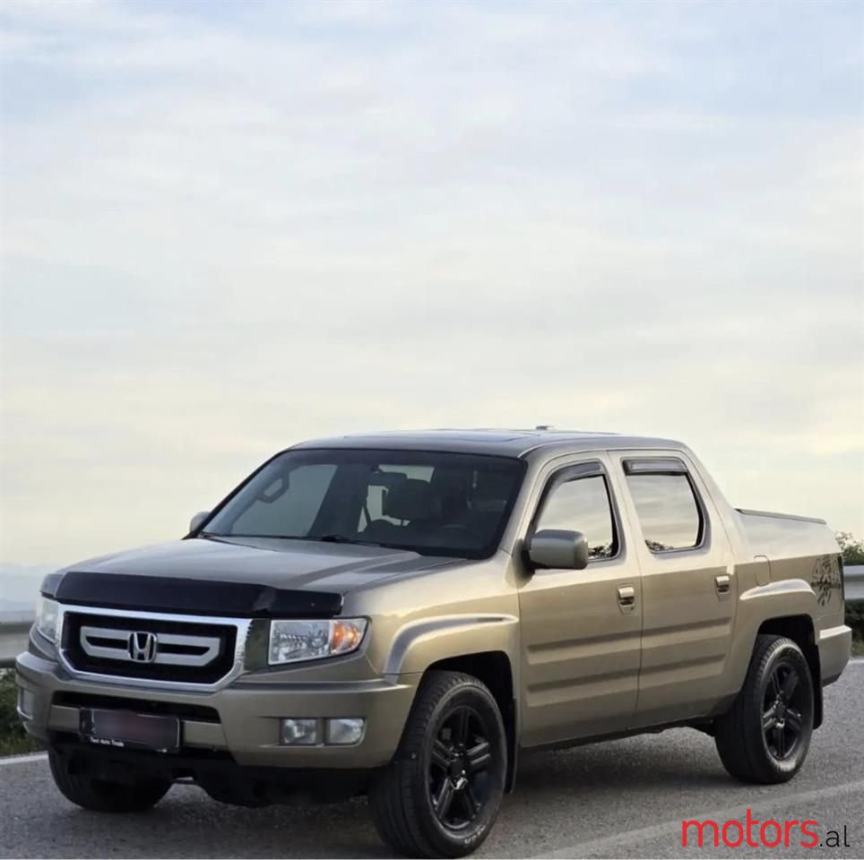 2010' Honda Ridgeline photo #1