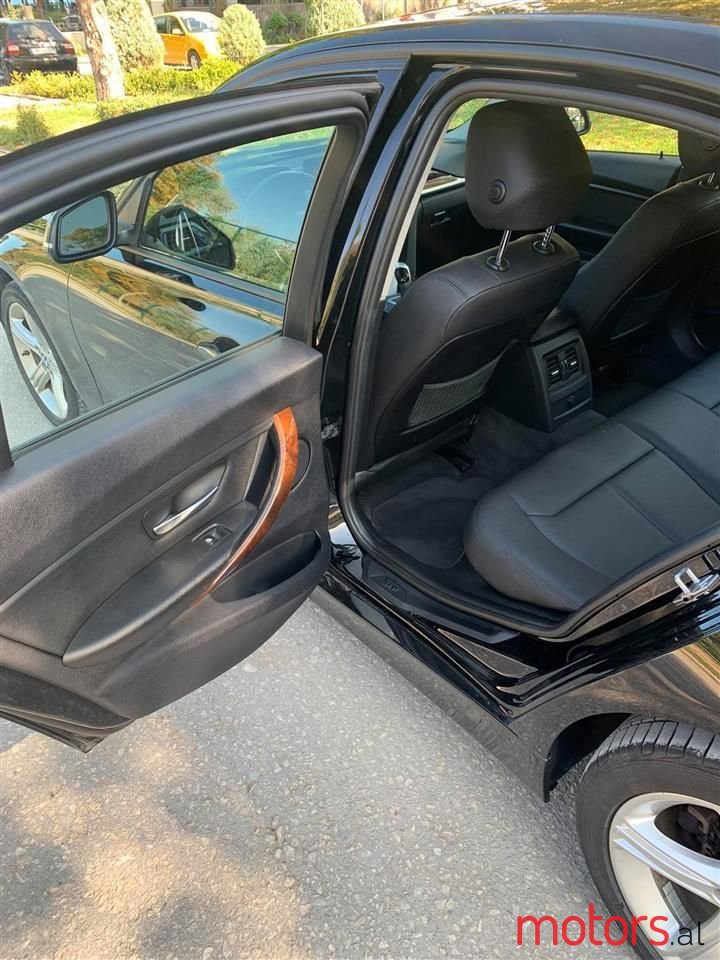 2014' BMW 328 photo #3