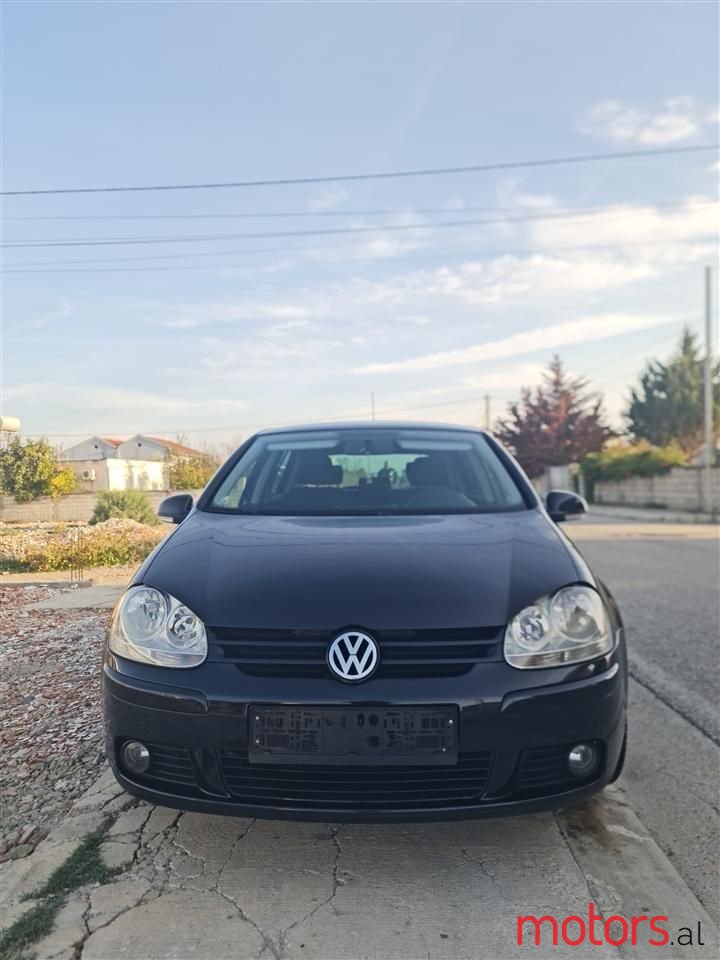 2007' Volkswagen Golf photo #4