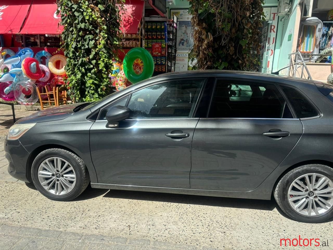 2012' Citroen C4 photo #1