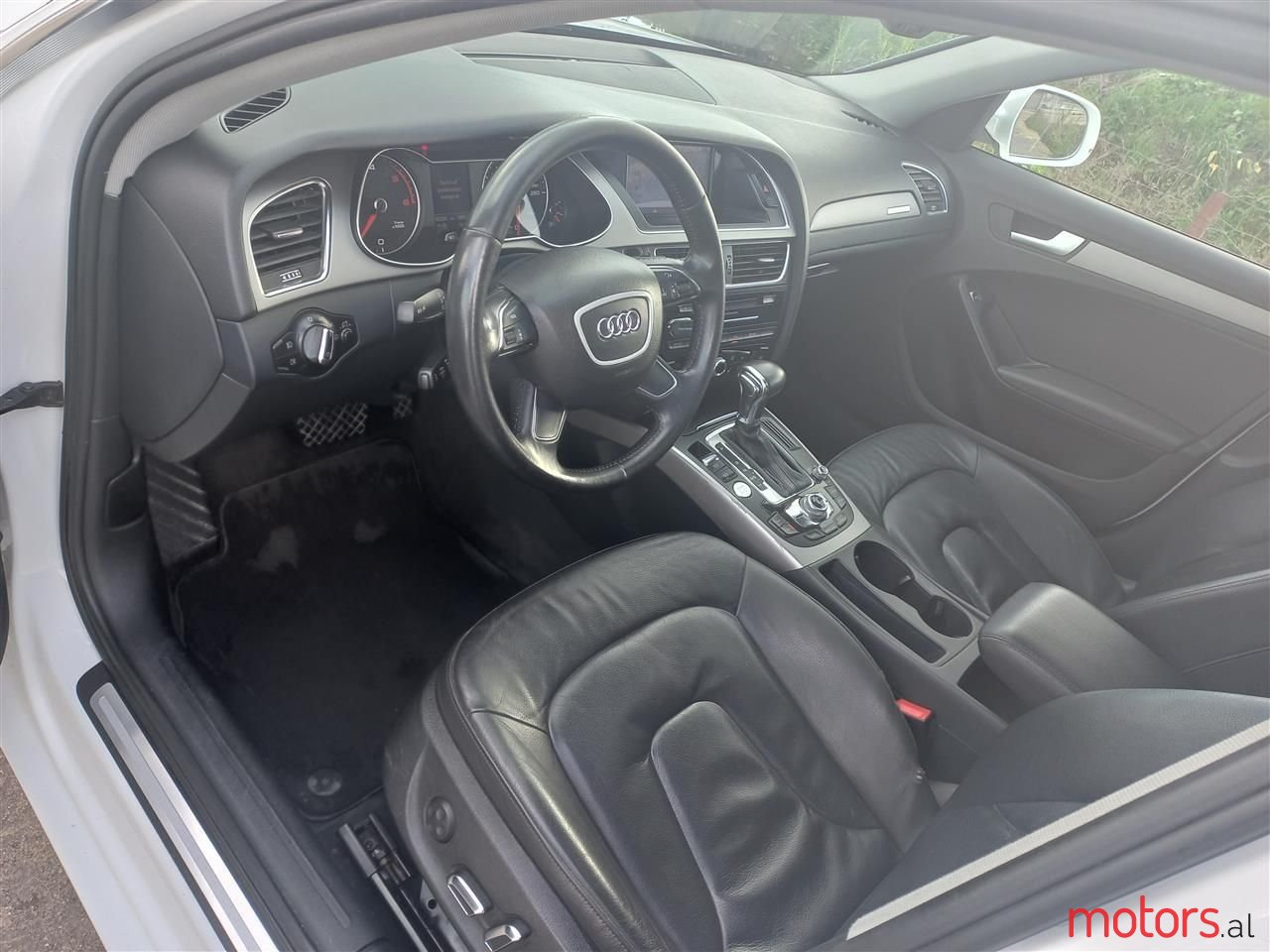 2013' Audi A4 photo #5