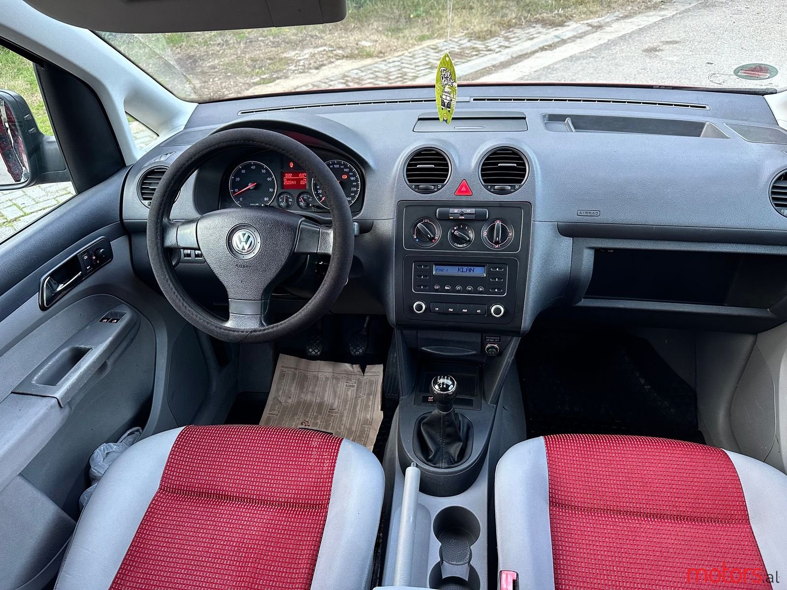 2006' Volkswagen Caddy photo #1