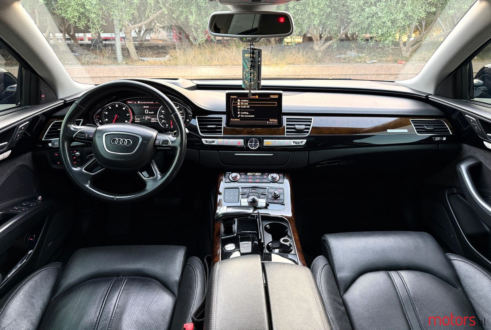 2016' Audi A8 photo #5
