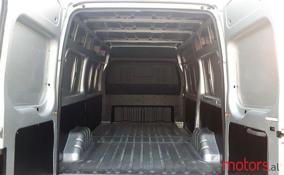 2005' Ford Transit photo #2