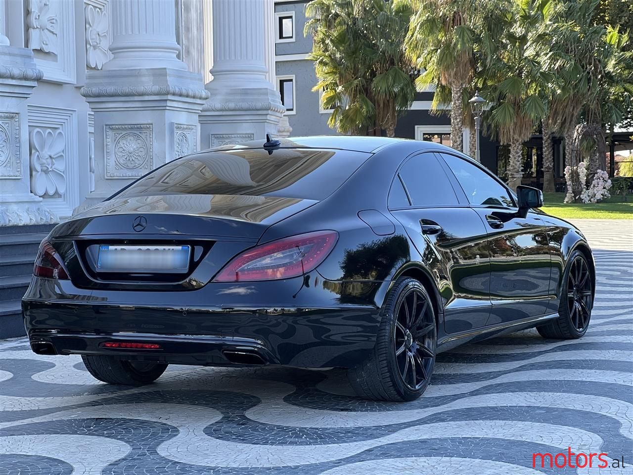 2011' Mercedes-Benz CLS 350 photo #2