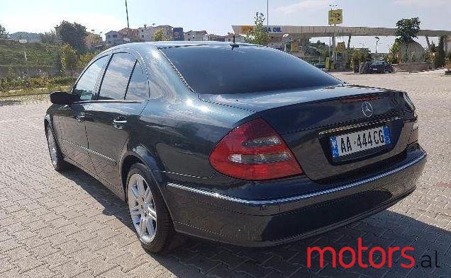 2003' Mercedes-Benz E-Class photo #1