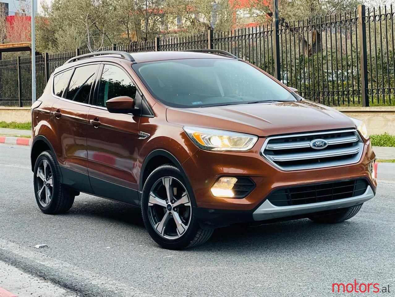 2017' Ford Kuga photo #2