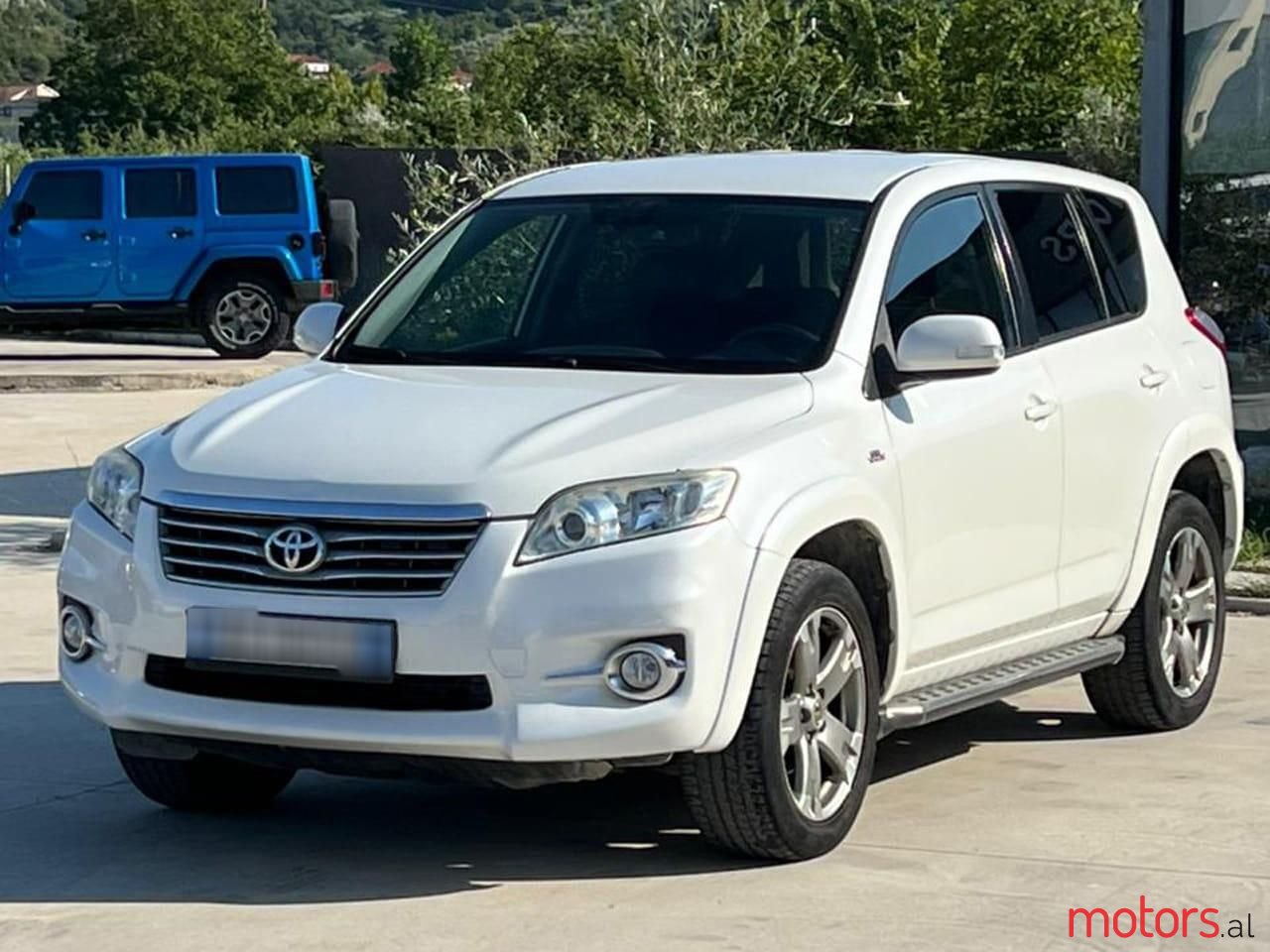 2011' Toyota RAV4 photo #1