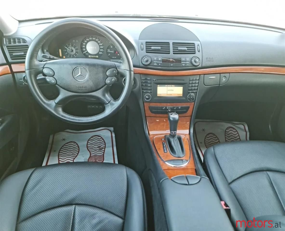 2007' Mercedes-Benz E 220 photo #3