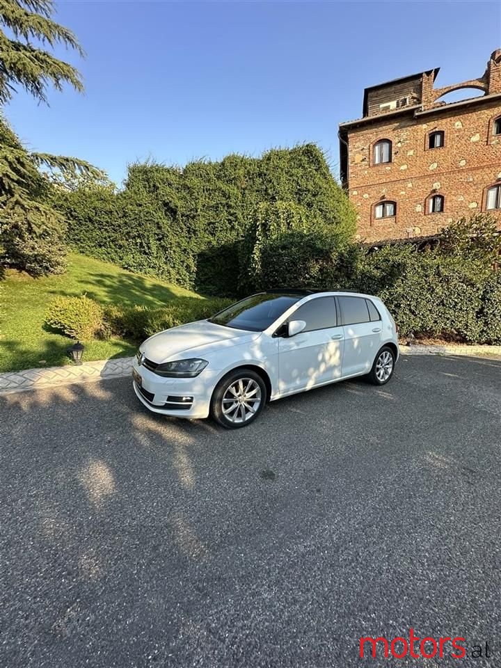 2014' Volkswagen Golf photo #6