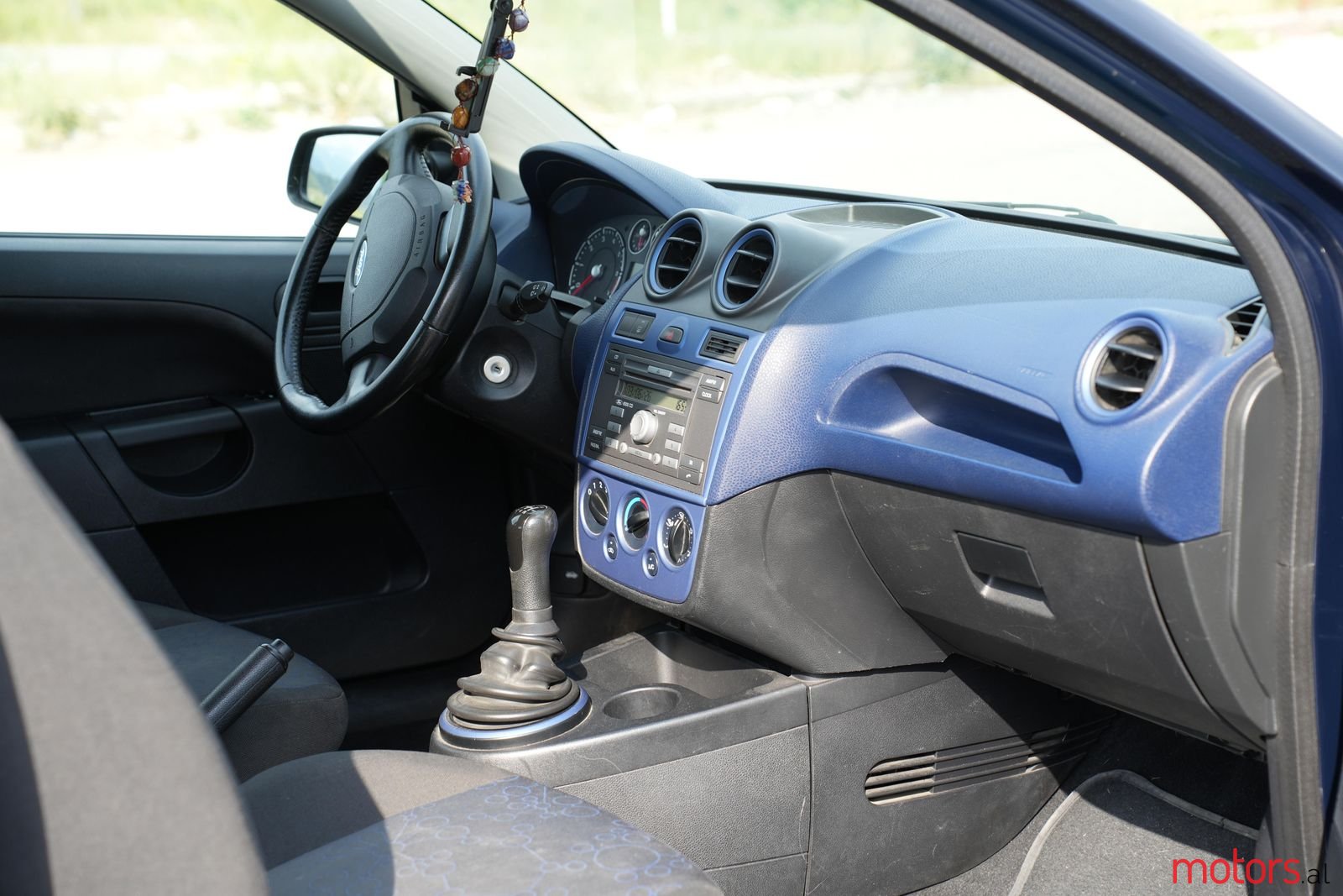 2007' Ford Fiesta photo #2