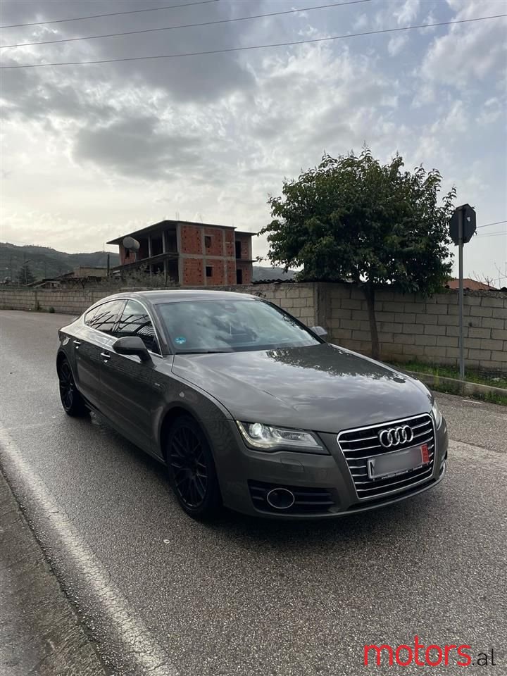 2013' Audi A7 photo #2