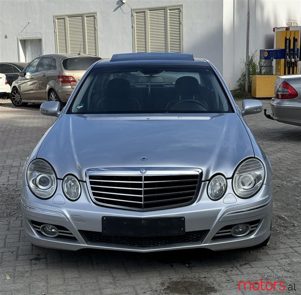 2007' Mercedes-Benz E 200 photo #1