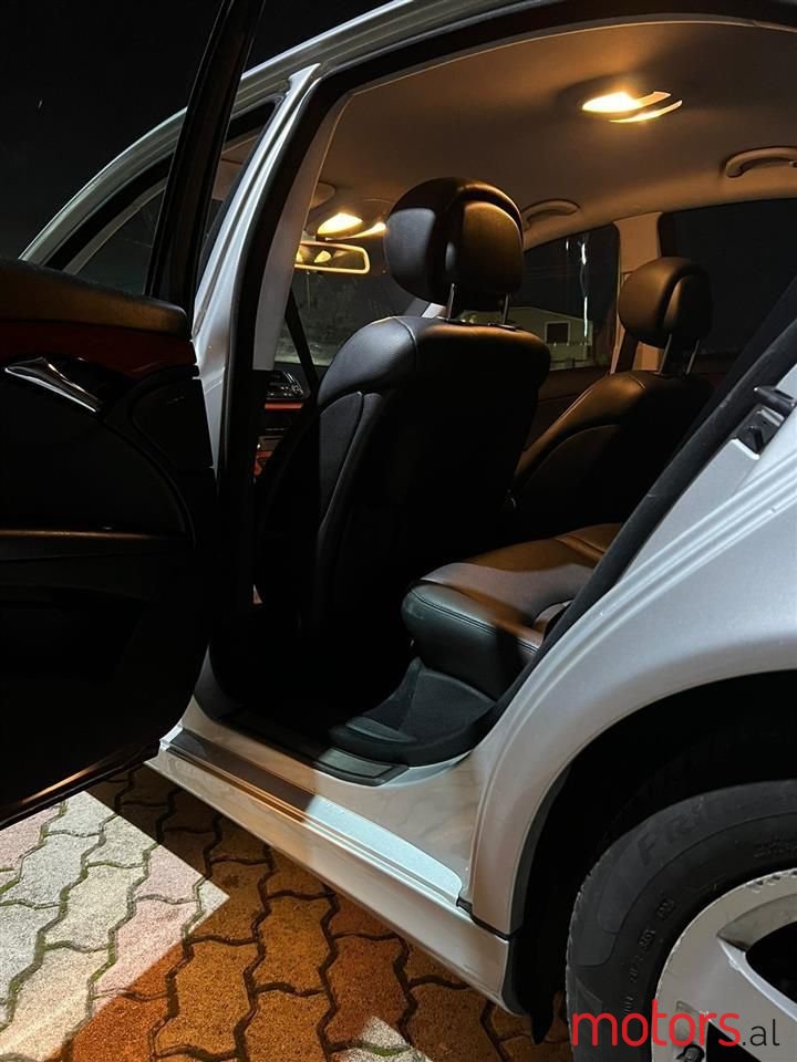 2007' Mercedes-Benz E 220 photo #2