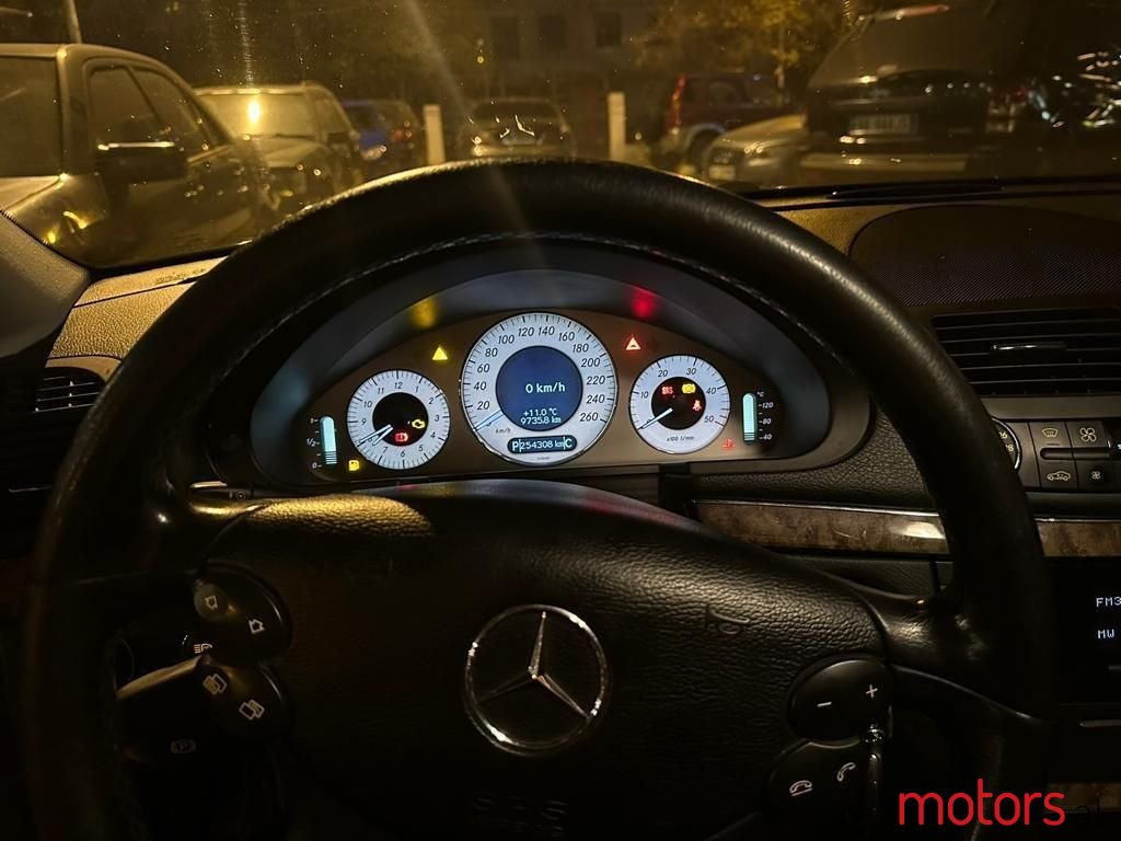 2007' Mercedes-Benz E 220 photo #2