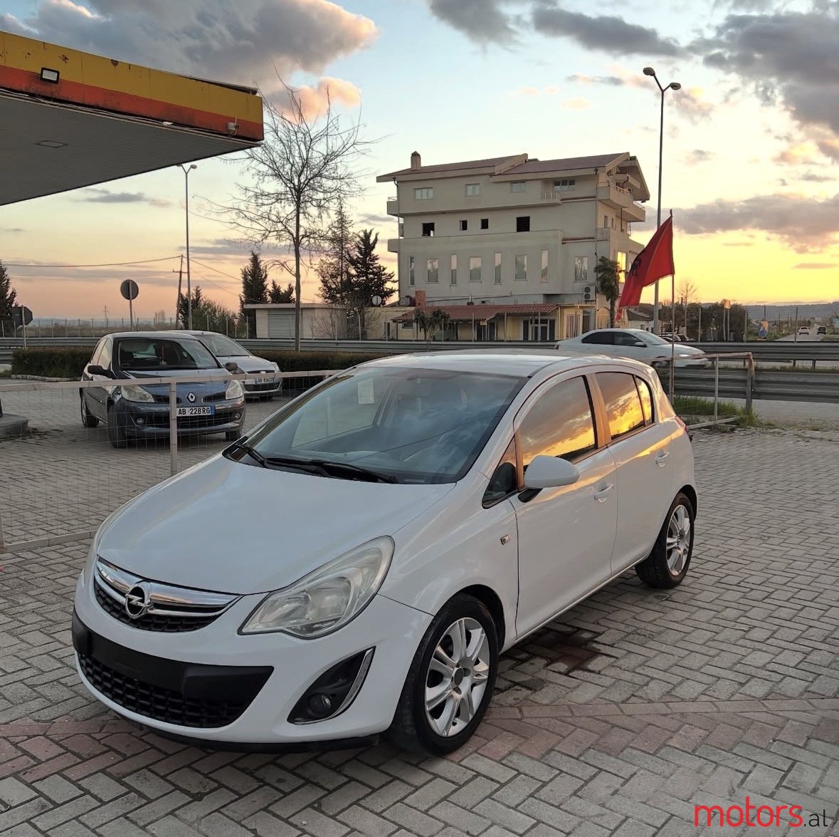 2011' Opel Corsa photo #1