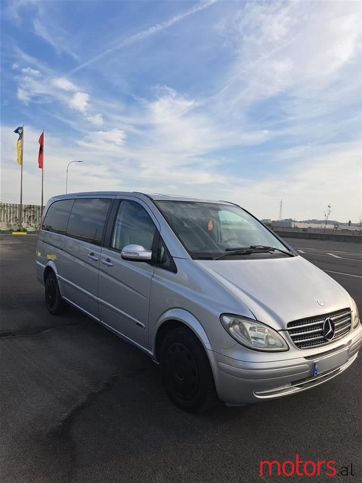 2007' Mercedes-Benz Viano photo #3