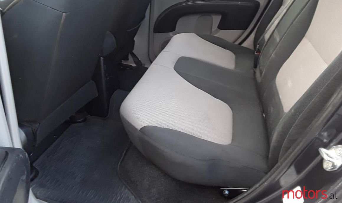 2012' Mitsubishi L200 photo #6