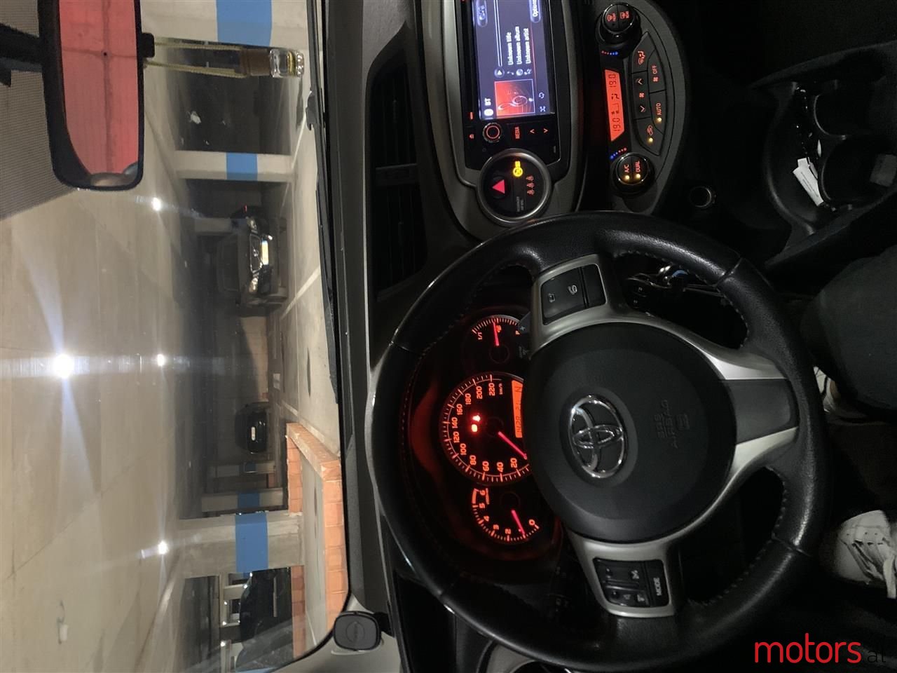 2012' Toyota Yaris photo #2