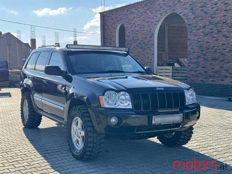 2006' Jeep Grand Cherokee photo #1