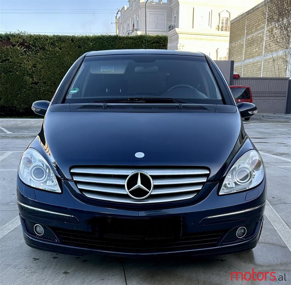 2006' Mercedes-Benz B 200 photo #1