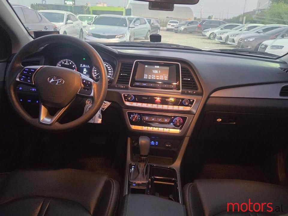 2018' Hyundai Sonata photo #4