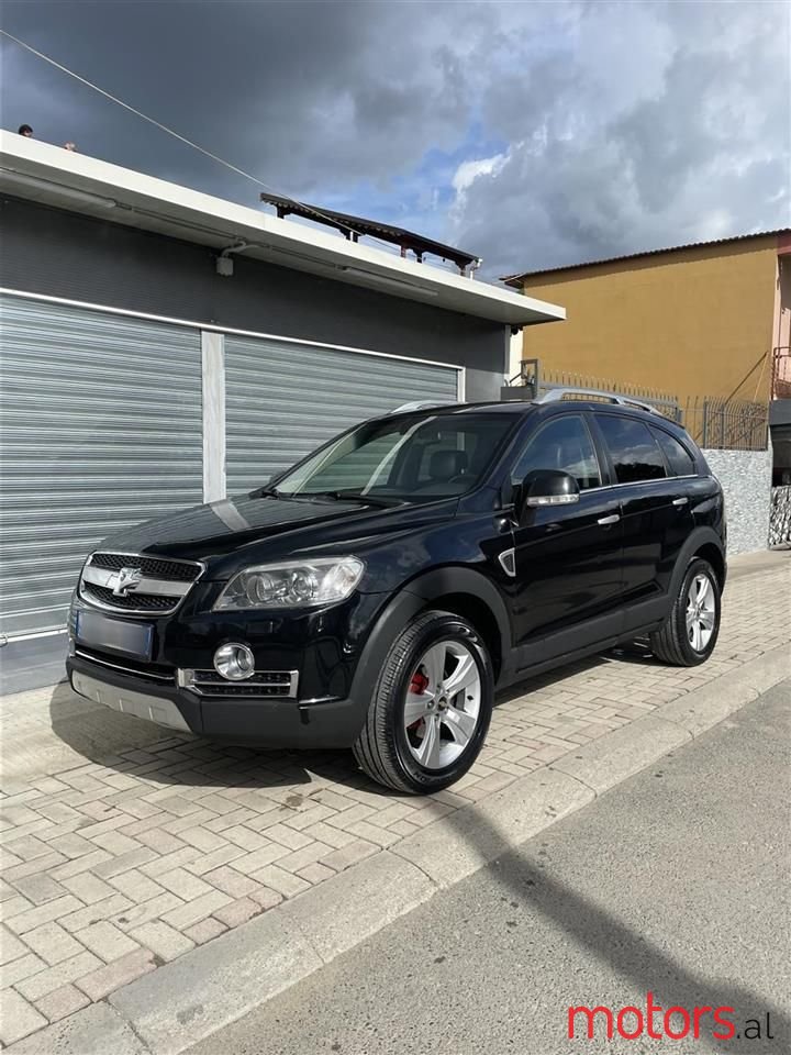 2011' Chevrolet Captiva photo #6