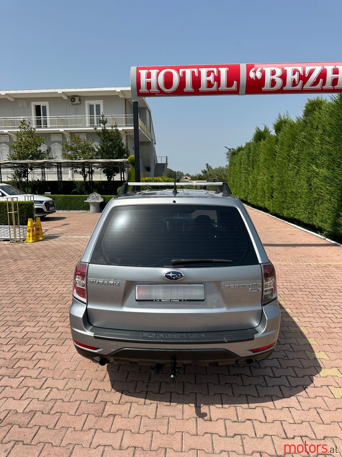 2010' Subaru Forester photo #3