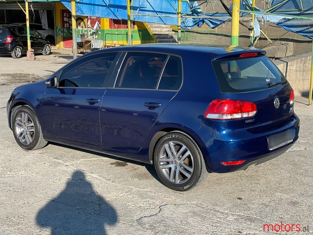 2011' Volkswagen Golf photo #6