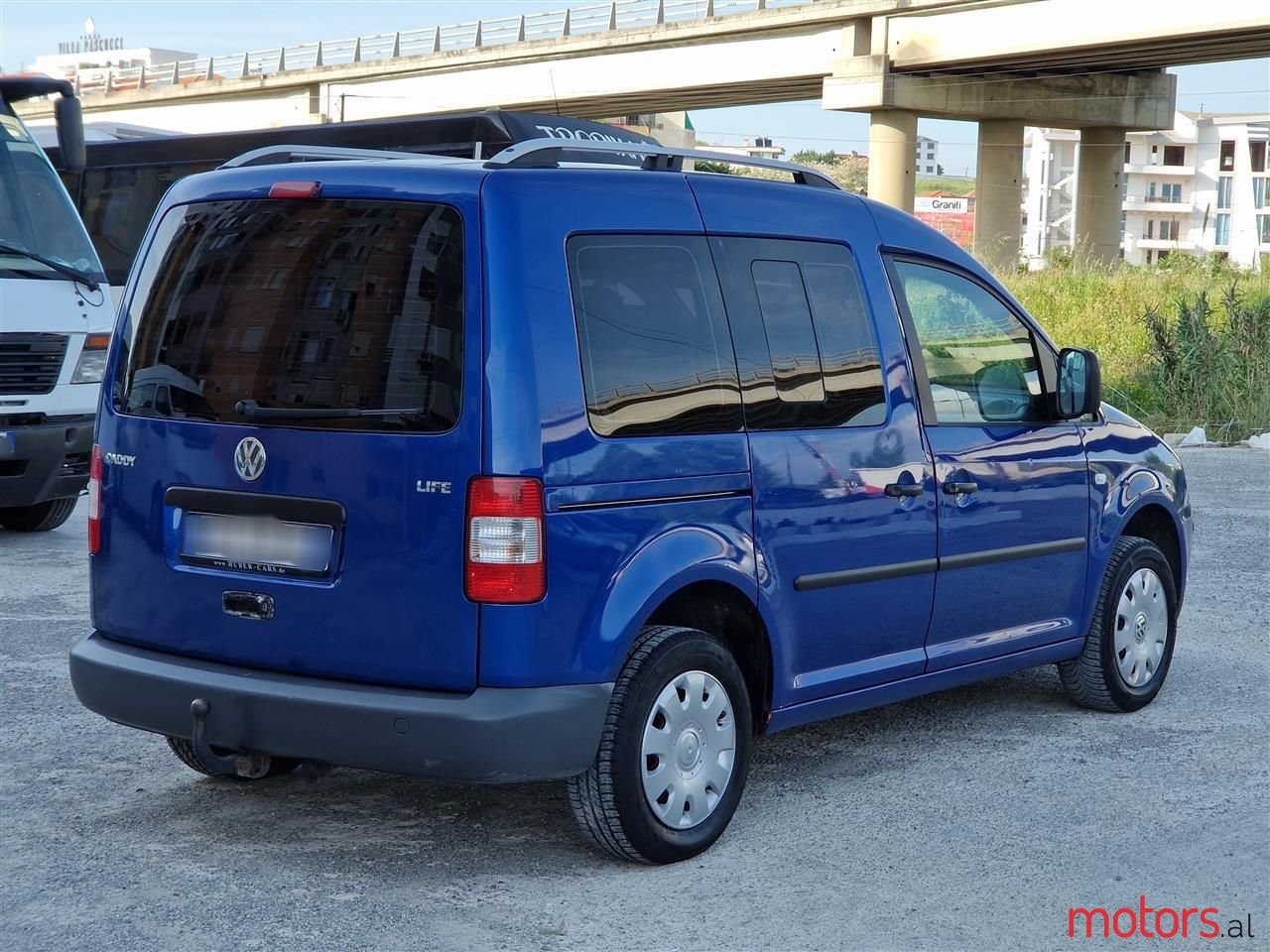 2010' Volkswagen Caddy photo #2