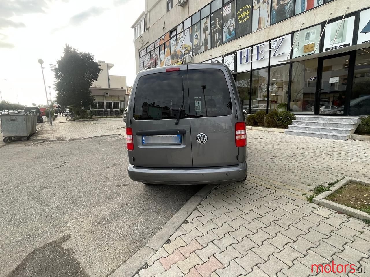 2015' Volkswagen Caddy photo #2