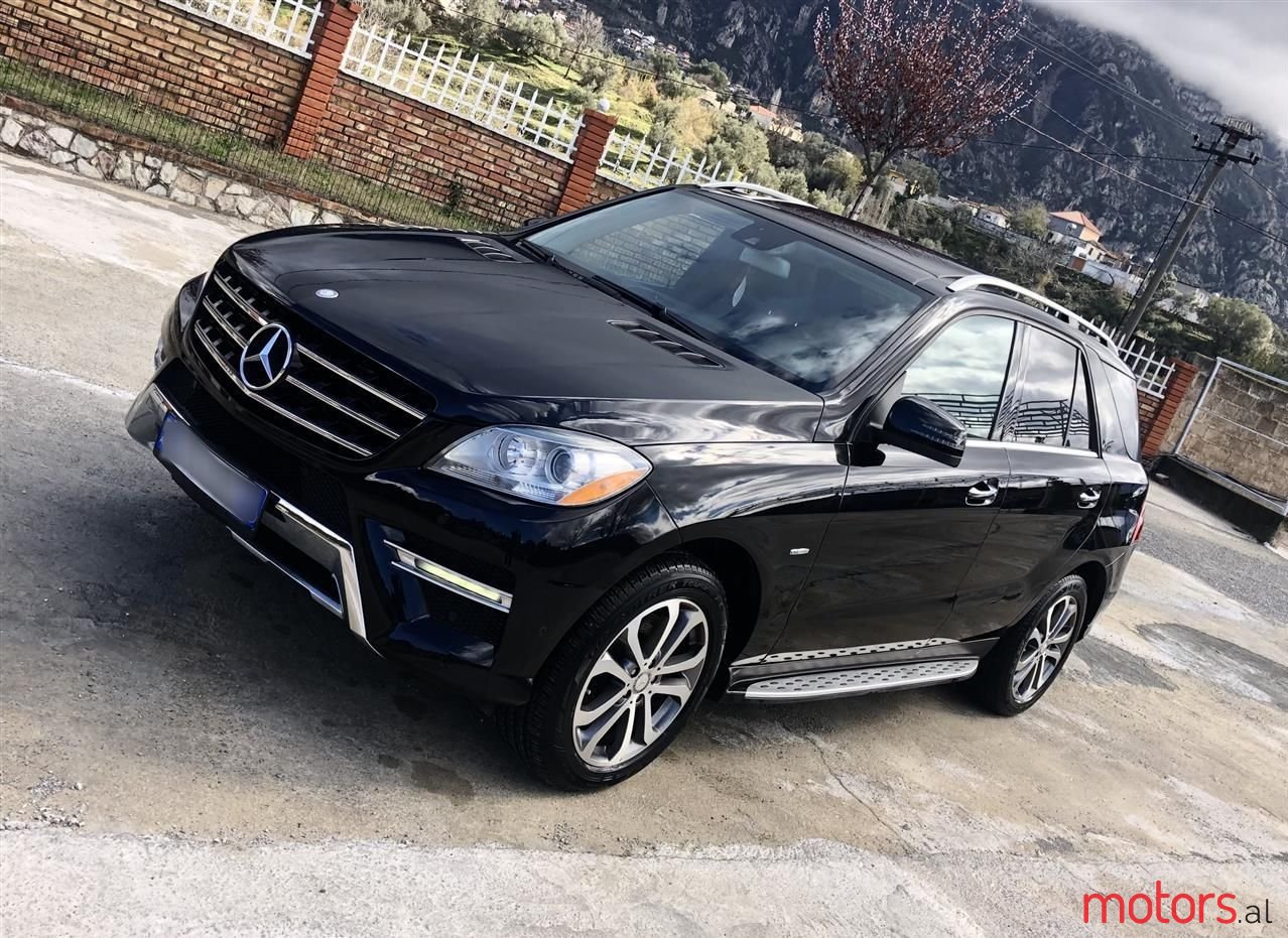 2012' Mercedes-Benz ML 350 photo #1