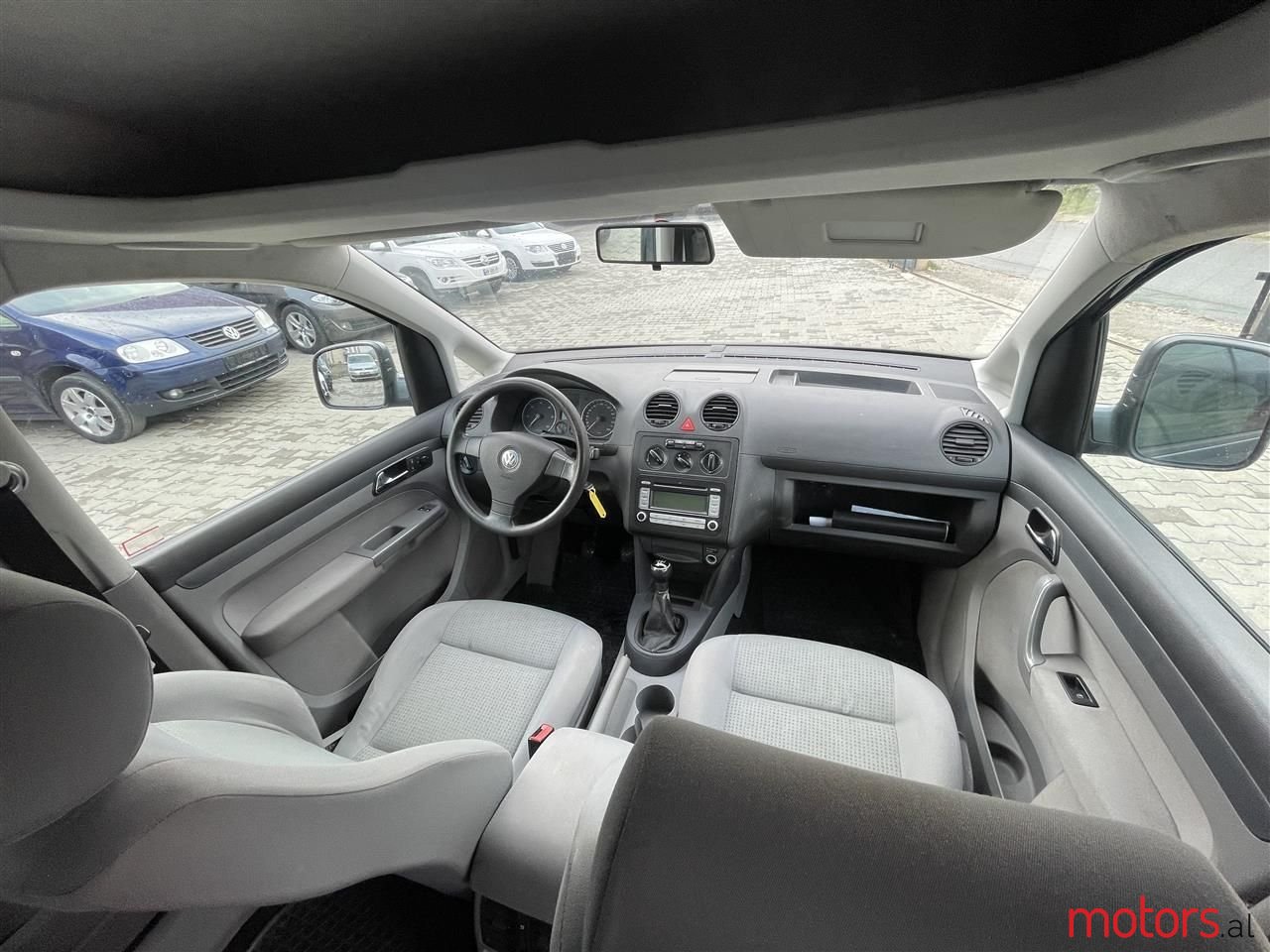 2008' Volkswagen Caddy photo #5