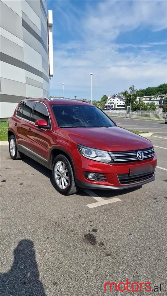 2014' Volkswagen Tiguan photo #5