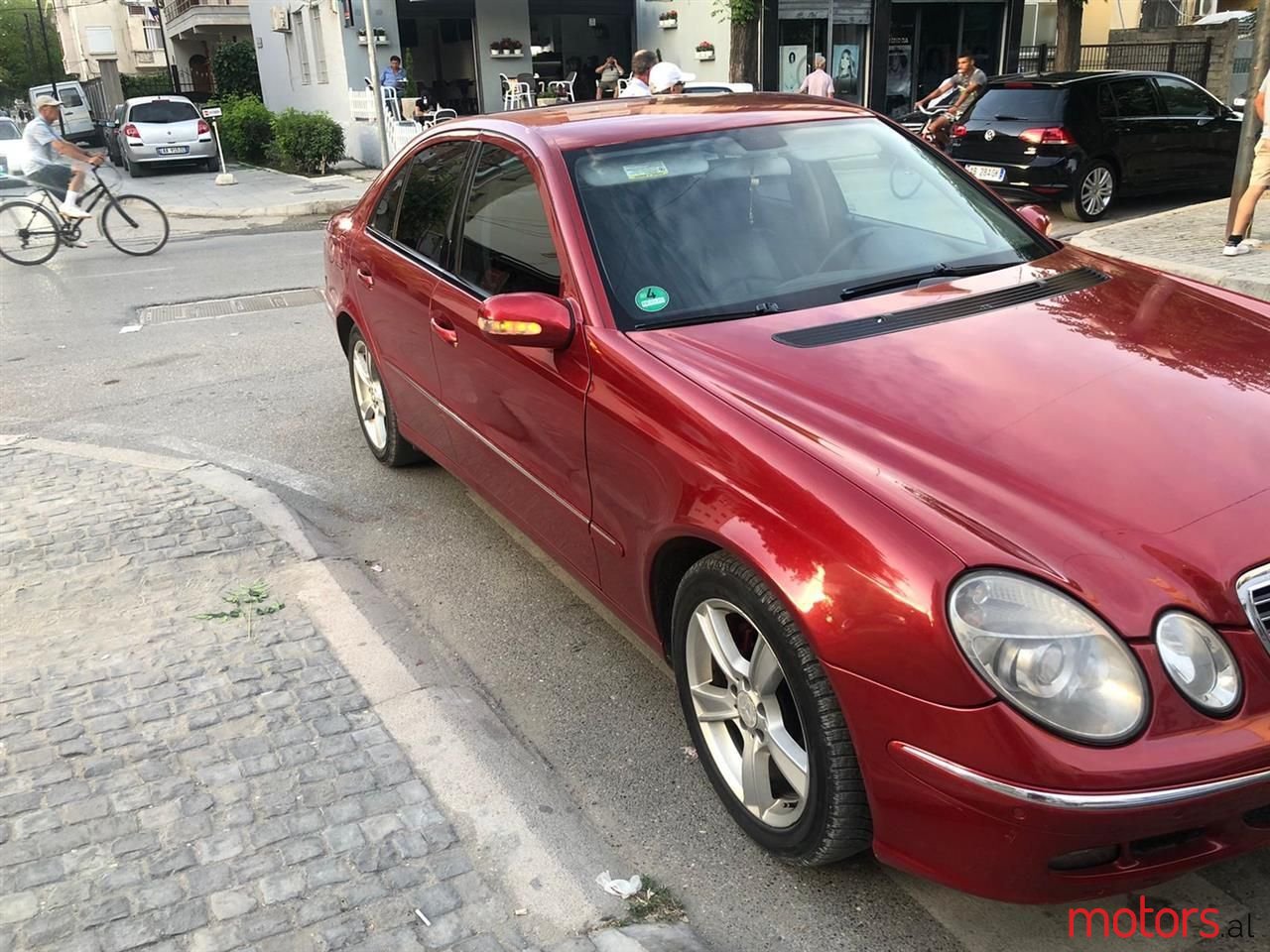 2005' Mercedes-Benz E 220 photo #2