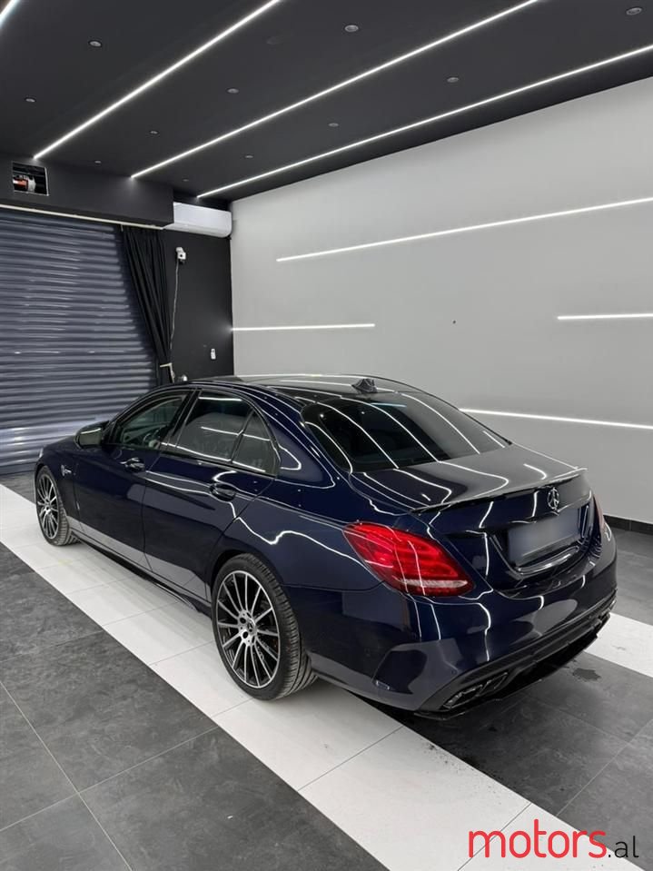 2016' Mercedes-Benz C 300 photo #2