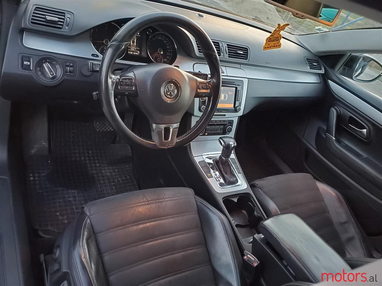 2008' Volkswagen CC photo #5