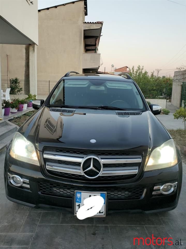 2009' Mercedes-Benz GL 320 photo #1