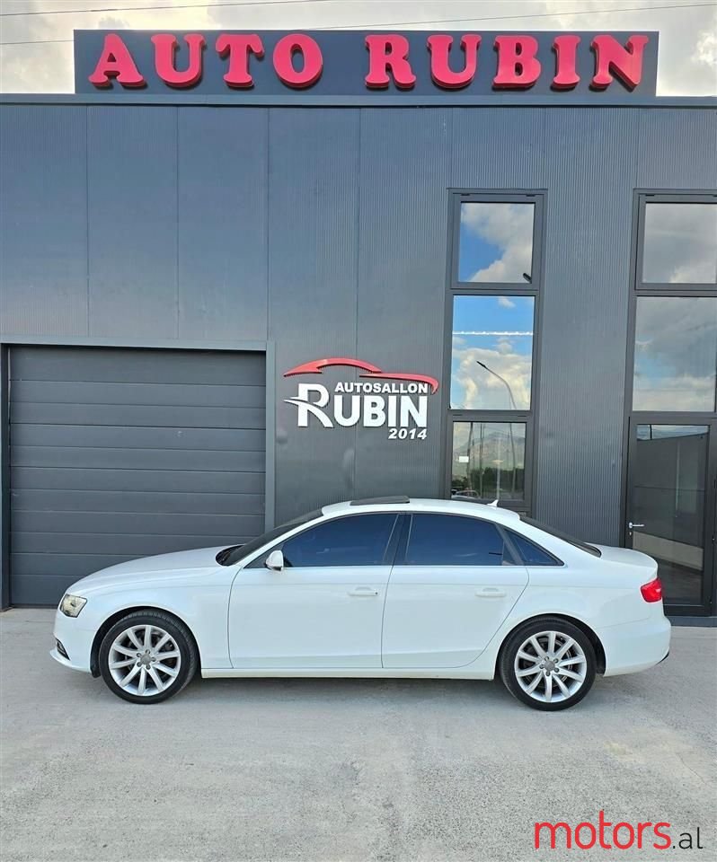 2013' Audi A4 photo #1