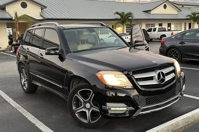 2013' Mercedes-Benz GLK 250