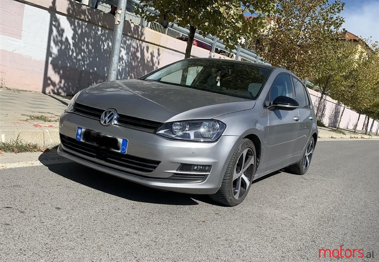 2013' Volkswagen Golf photo #3