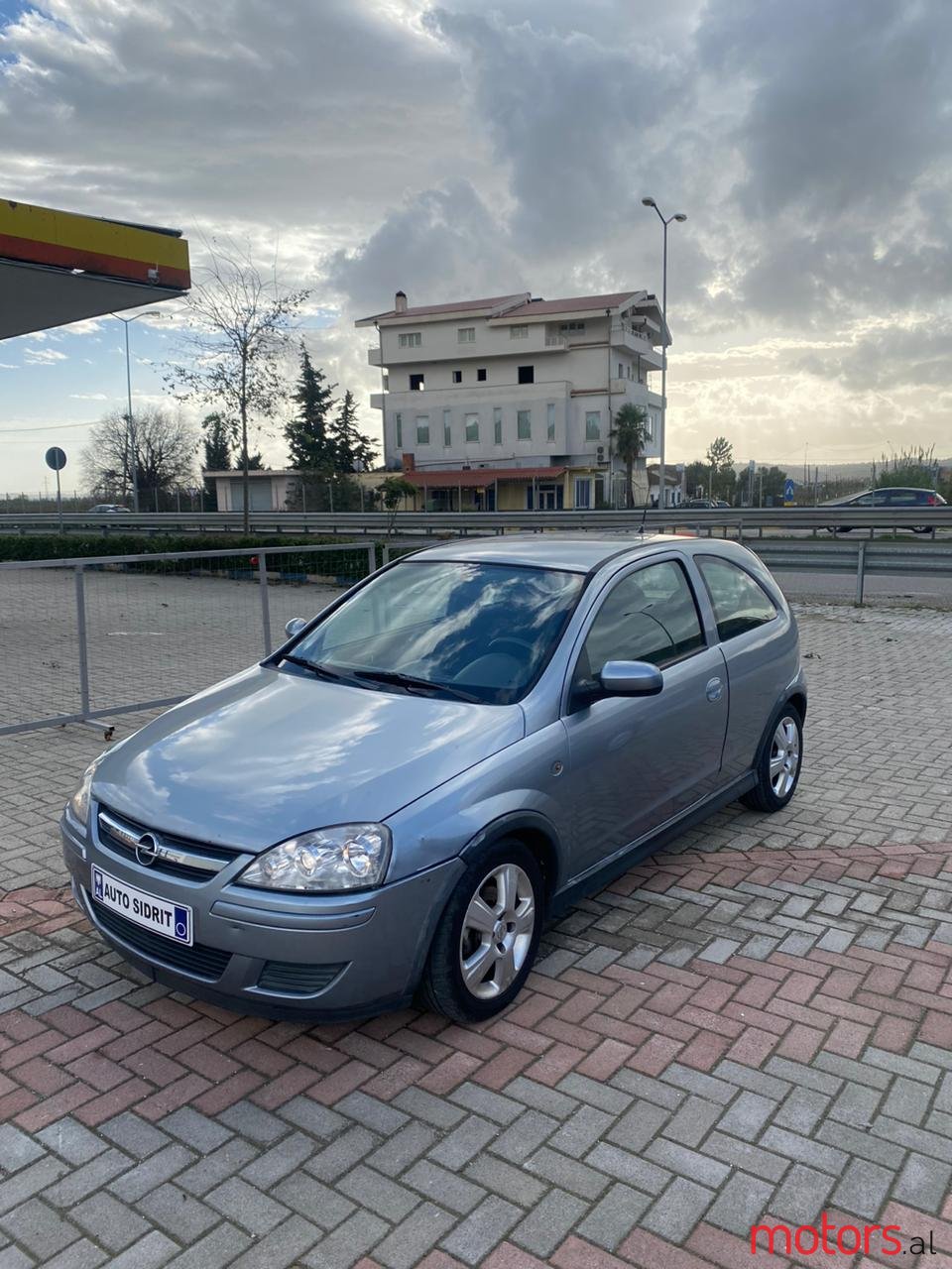 2004' Opel Corsa photo #4