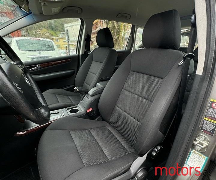 2005' Mercedes-Benz A 170 photo #6