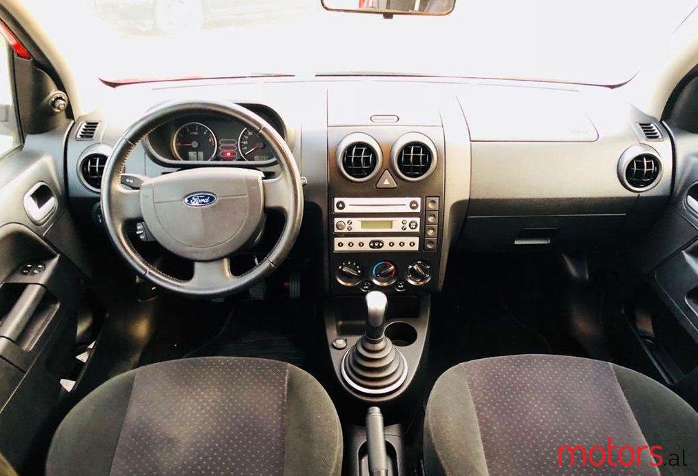 2004' Ford Fusion photo #2