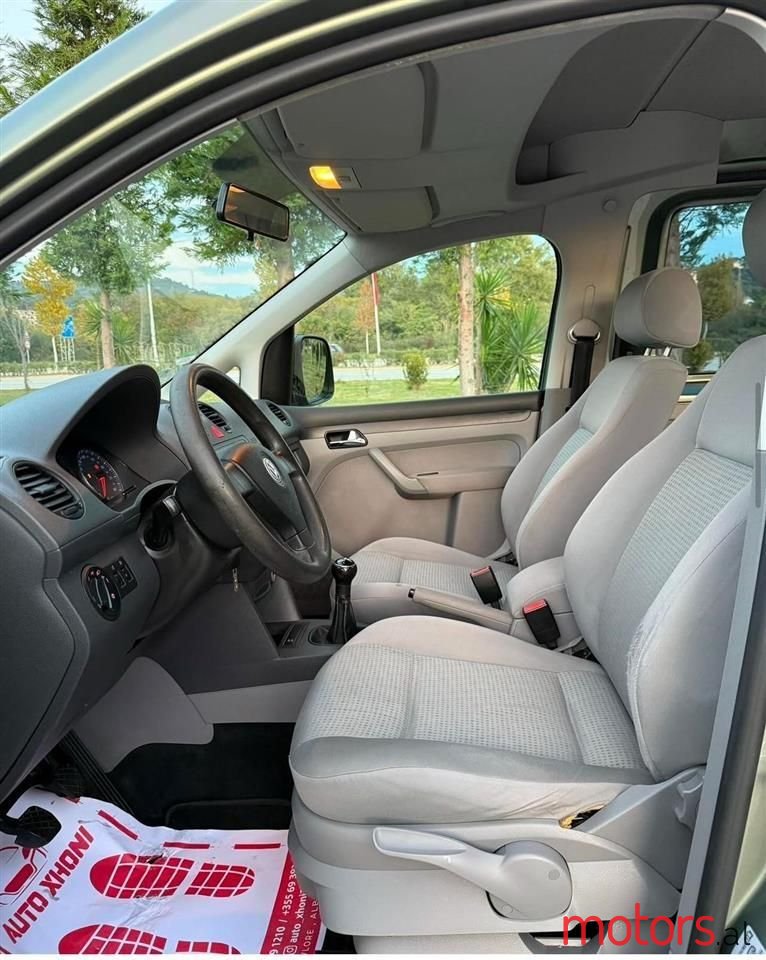 2007' Volkswagen Caddy photo #4