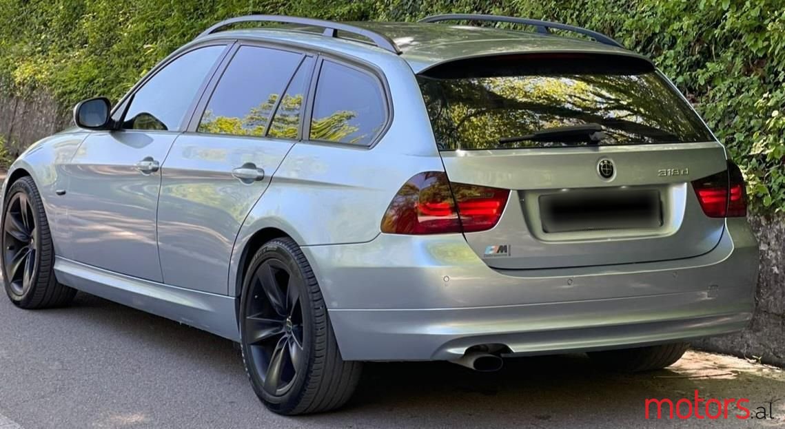 2009' BMW 318 photo #4